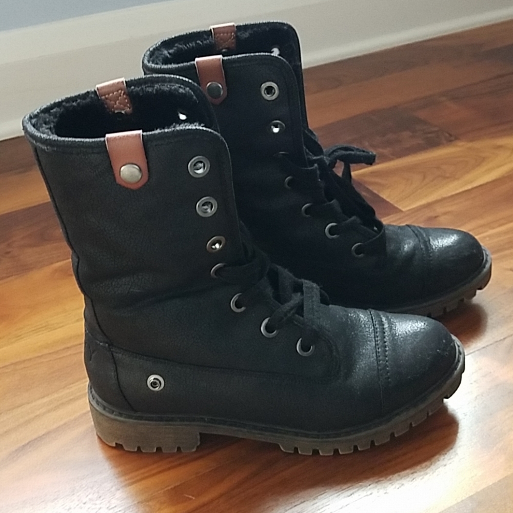 Roxy Bruna Boots